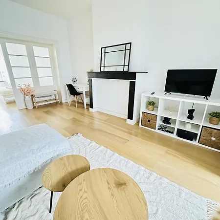 Trendy Flat In Brussels Apartment Exterior photo